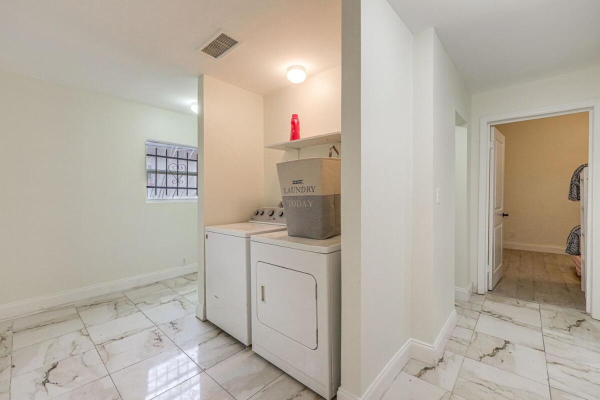 Large, Central, Lovely & Cozy 4Bed/2Bath - House By Everbank Stadium Τζάκσονβιλ Εξωτερικό φωτογραφία