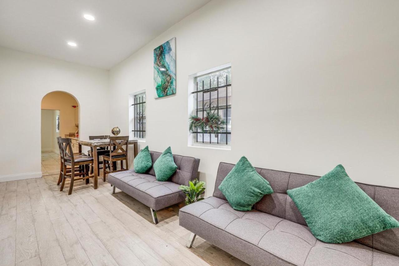 Large, Central, Lovely & Cozy 4Bed/2Bath - House By Everbank Stadium Τζάκσονβιλ Εξωτερικό φωτογραφία